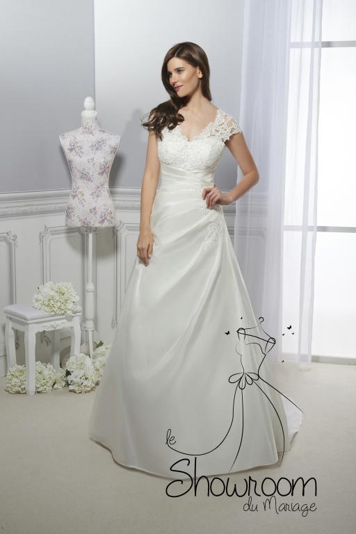 Robes de mariée 194-30 : 789€