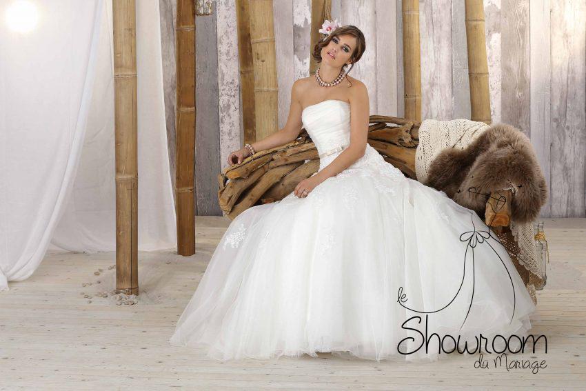 Robes de mariée 9045 : 1190€