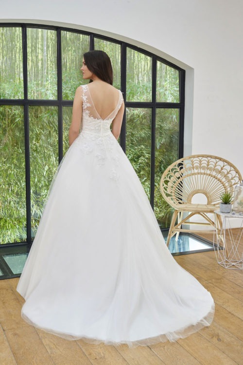 Robes de mariée 193-05 : 698€