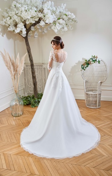 Robes de mariée 214-04 : 789€
